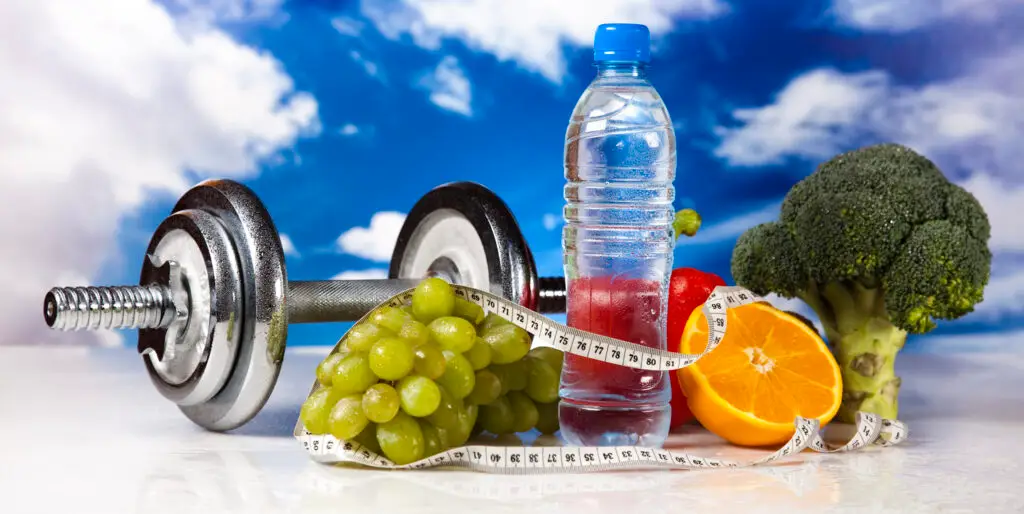 תזונה לפני ואחרי אימון: מה לאכול כדי להגיע לתוצאות מיטביות